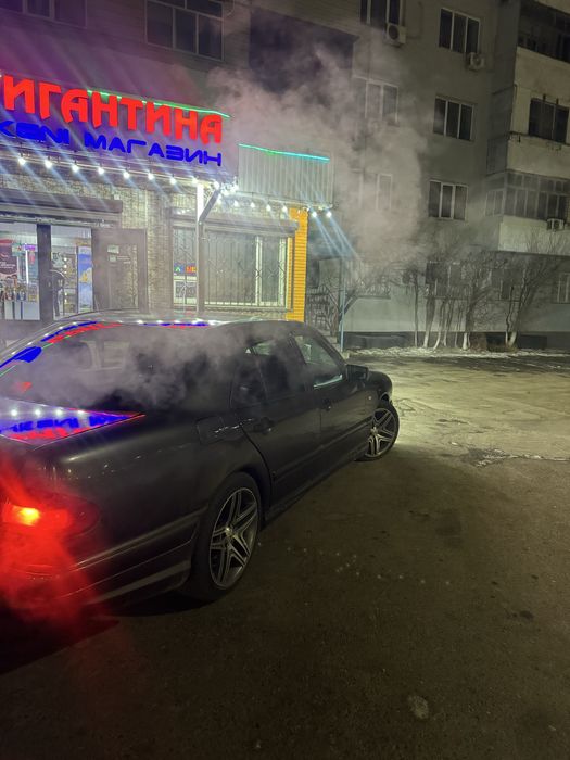 В продаже Мерседес w210.