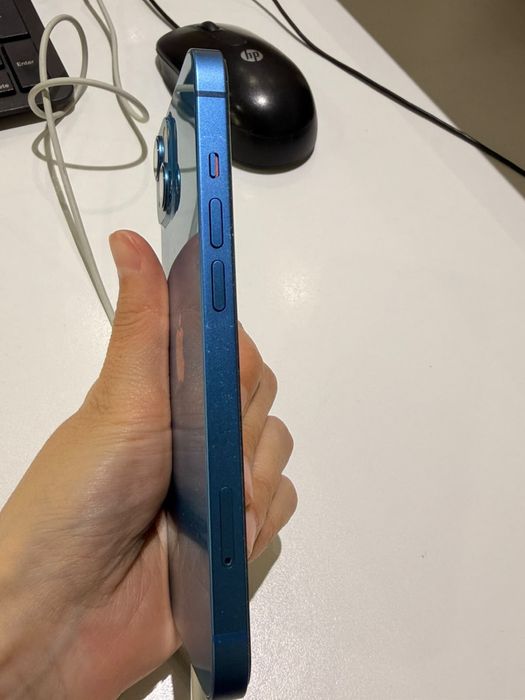 Продам Iphone 13, 128 gb