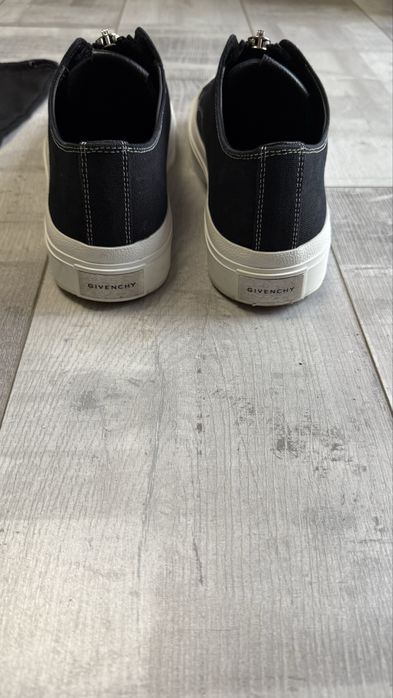 Нови Обувки Givenchy