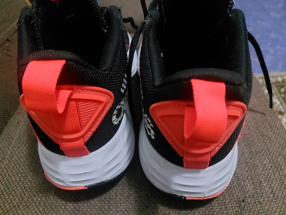 Adidasi panza adidas