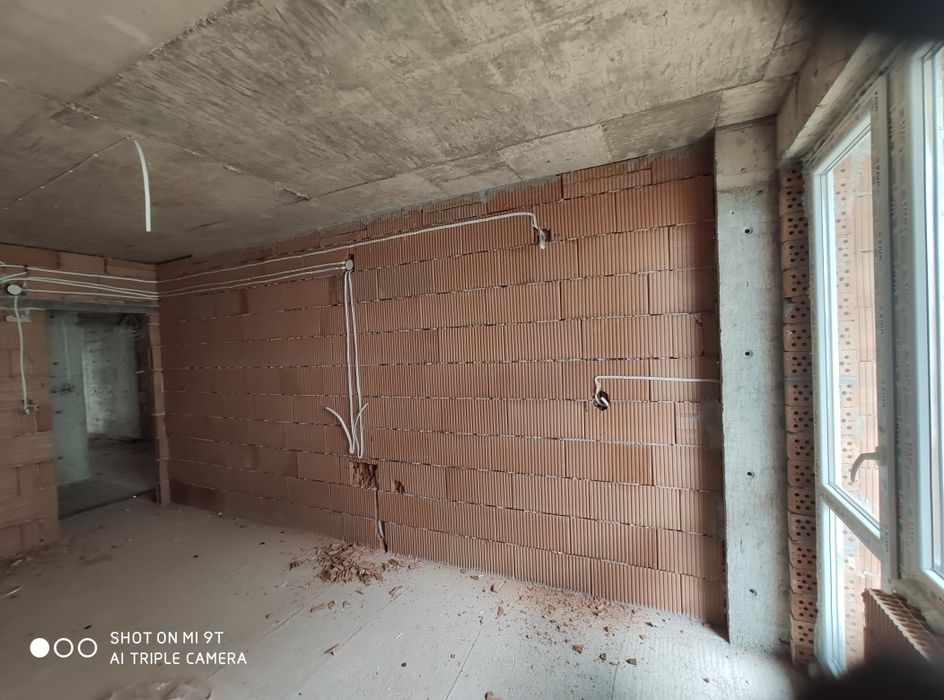 Електромонтажник/Електротехник