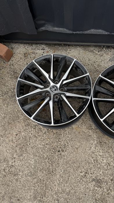 Продам диски Камри 70/75 R19
