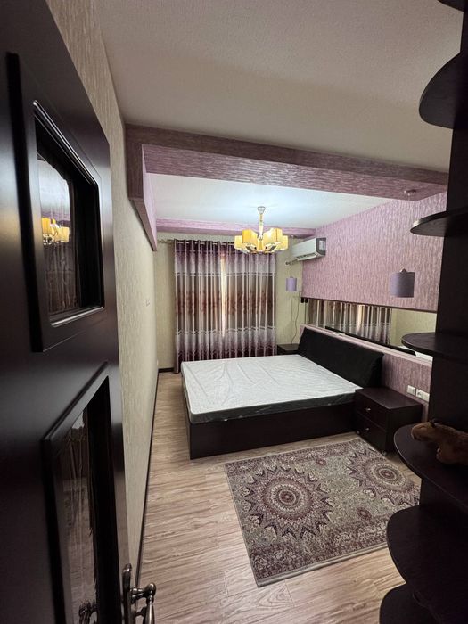 Продаётся 4/2/9 квартира, метро Ойбек, ор школа 506