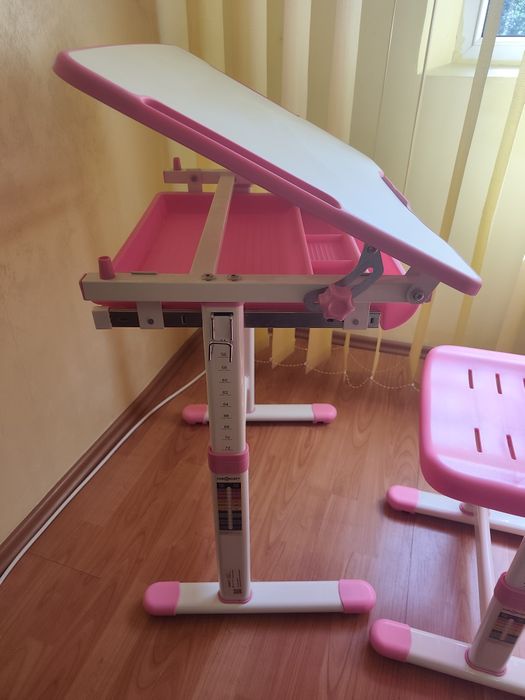 Set birou plus scaun pentru fetițe