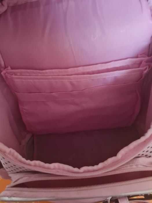 Ghiozdan de fete Barbie pentru scoala
