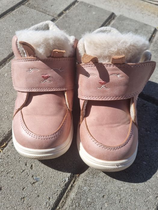 Papuci dd step marimea 26 + Ghete gratis