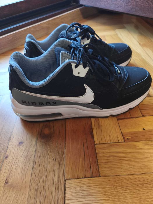 Маратонки Nike air max 42 номер