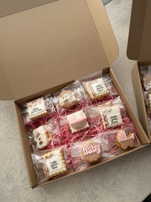 Сладки по поръчка за погача, бебешки и семейни празници