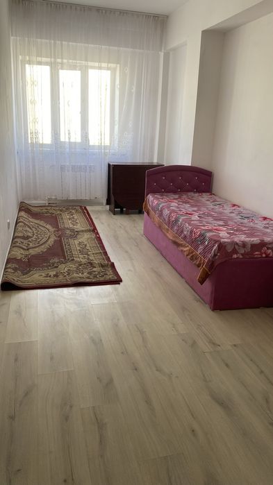 Сдам 2х ком квартиру на долги срок