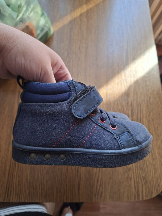 Продам ботинки срочно