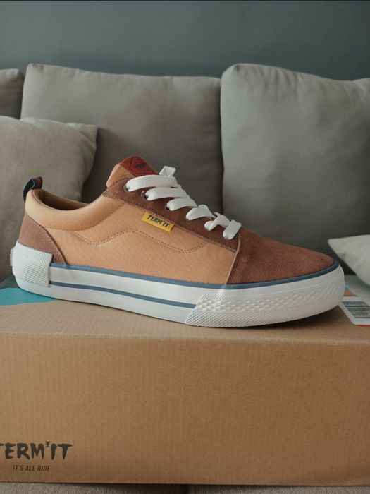 Продам кеды бренда Termit, новые