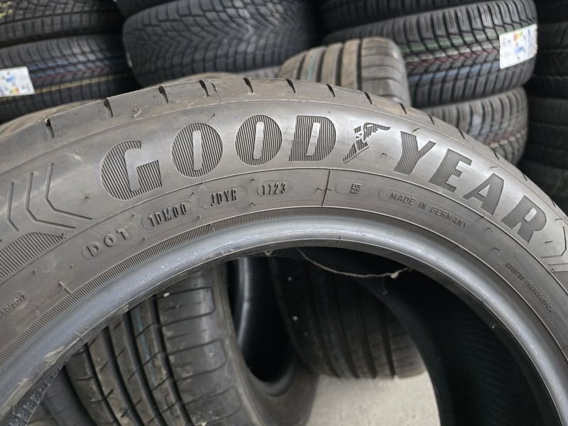 225/55/17 GOODYEAR 4бр