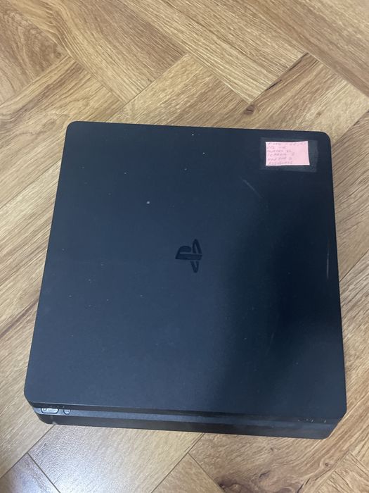Ps 4 Slim в хорошое хорошое состаяние