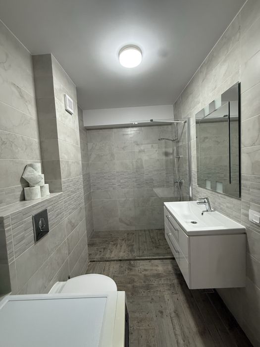 Proprietar, inchiriez apartament 2 camere – cartier Bacovia, Fiald