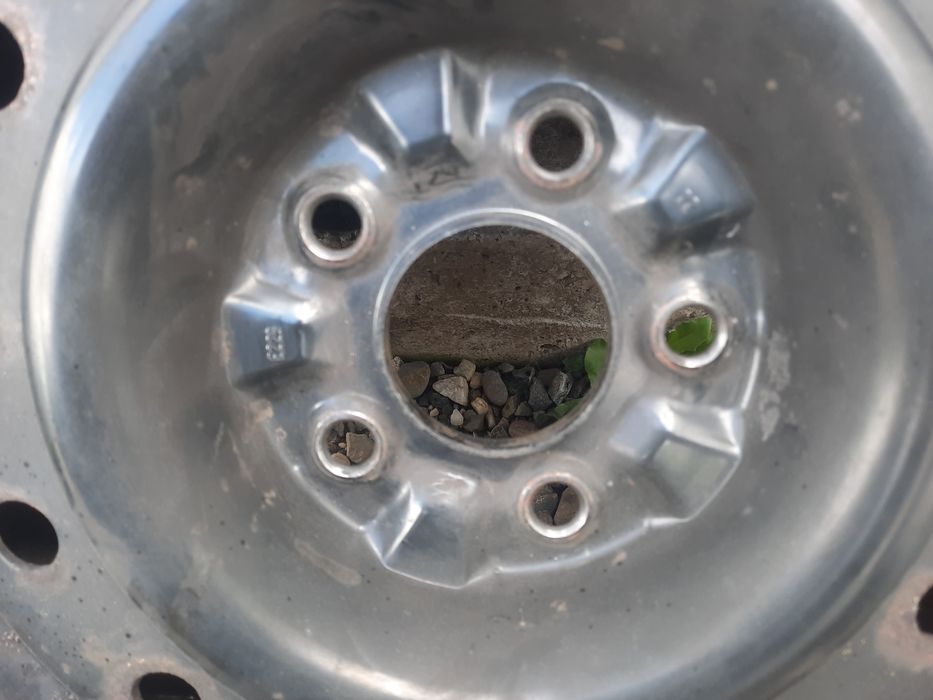 205 60 16 5x114 goodyear 2 bucati m+s