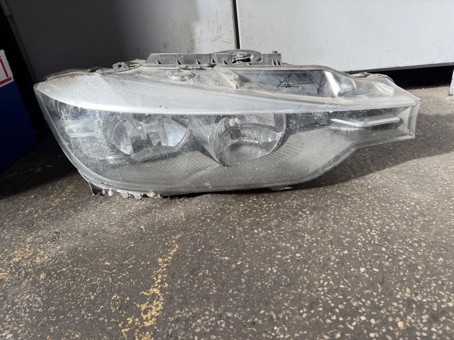 БМВ Ф30 Ф31 десен фар BMW F30 F31