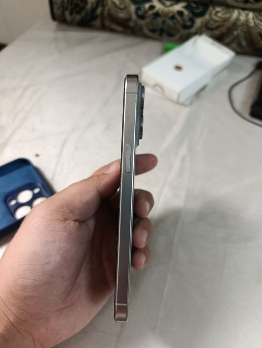 Iphone 15 pro max (IDEAL)