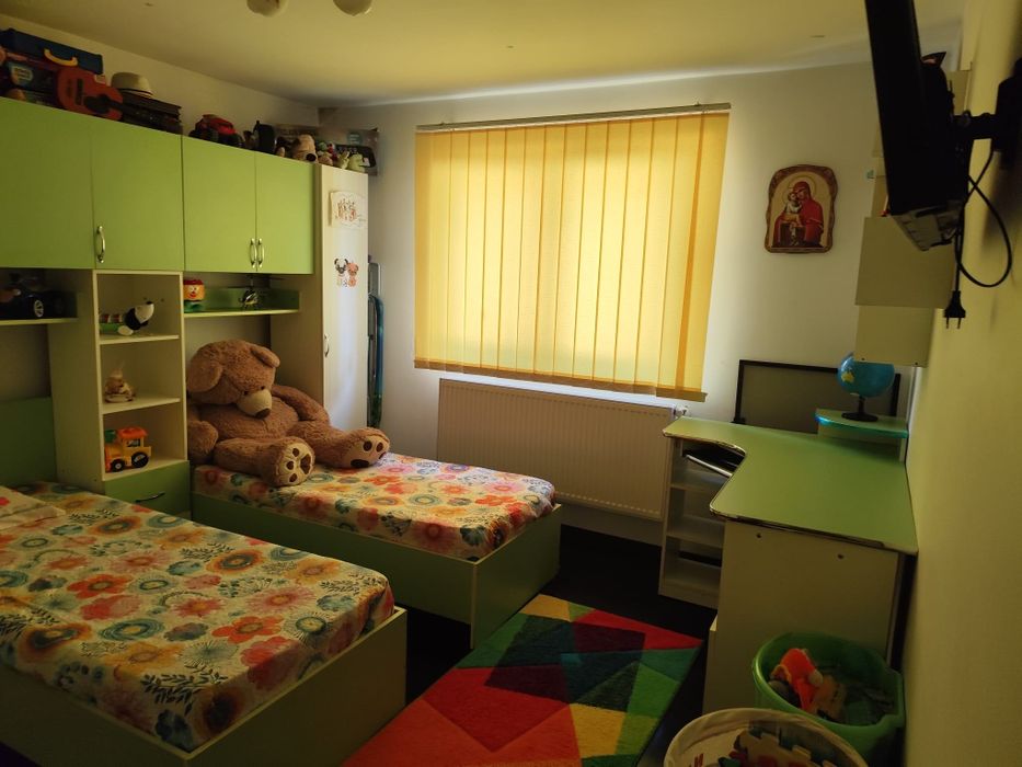 Ofer casa in chirie