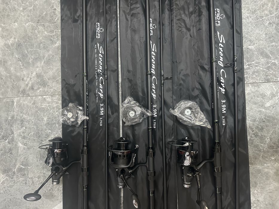 SET CRAP 3 Lansete FL Strong 3.75 LBS 3.90 2 Segmente + 3 Mulinete  FL V10STEEZE