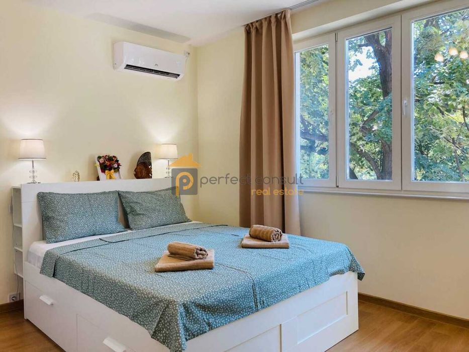 Дава се под наем Тристаен апартамент в Пловдив, Център - 110 кв.м за 1350 € - Снимка #3