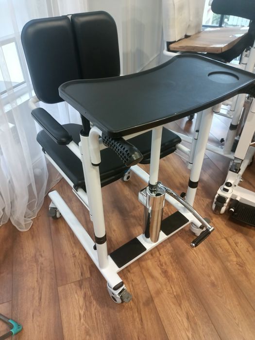 Подъемник (кресло) для инвалидов