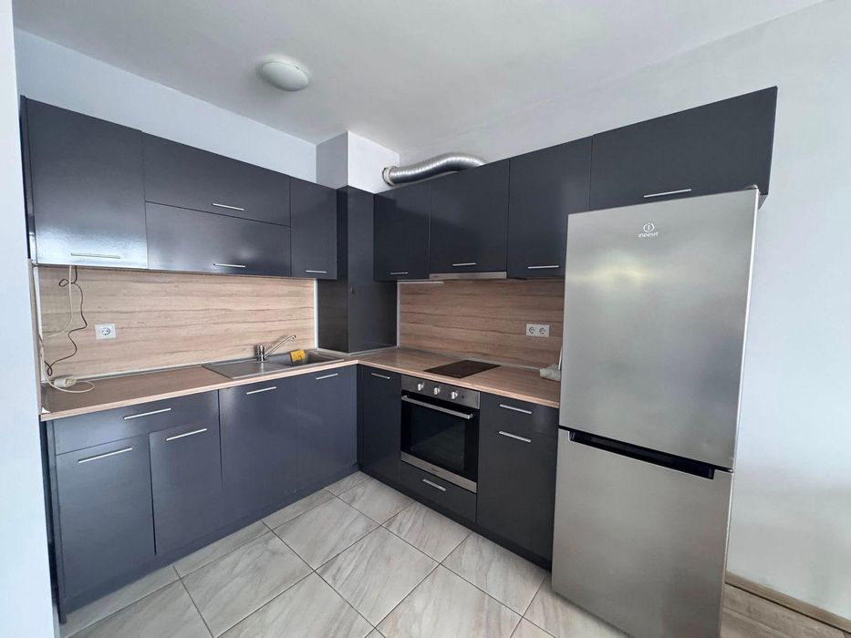 Дава се под наем Двустаен апартамент в Варна, м-т Пчелина - 60 кв.м за 420 € - Снимка #3