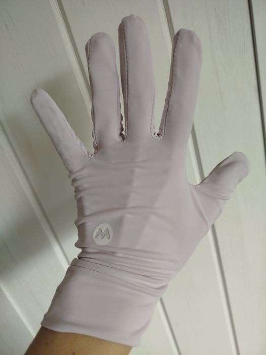 Дамски спортни ръкавици