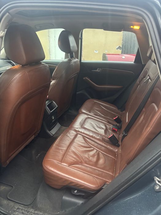 Продавам Ауди Q5 3000 kybika desel