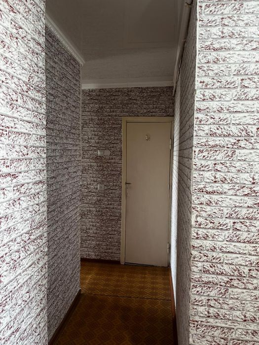 Продам 2 к.кв в с.Бадамша