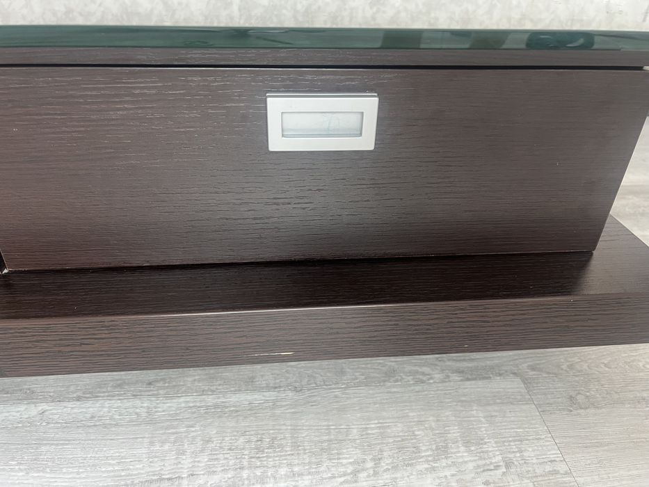 Продам стол журнальный