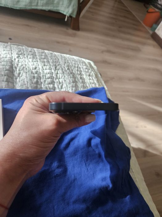 Продам iPhone 13 128гб