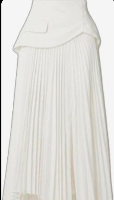 Юбка 3 түрі бар .