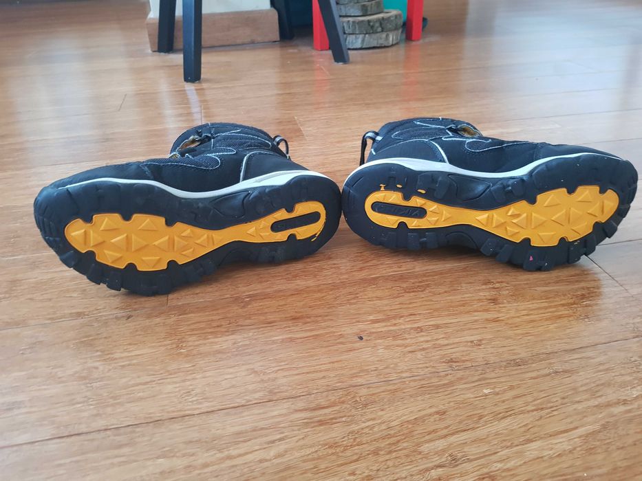 Детски непромокаеми ботуши GTX Viking 35 ,маратонки Nike 33