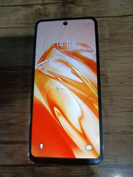 Infinix hot40 i 128gb