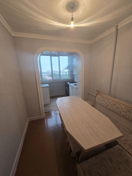 Аренда берилади 2 хона 4 этаж микрорайон