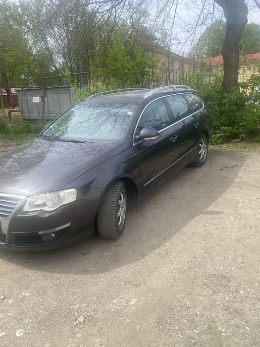 Vand Pasat B6 2006 140 cai  2.0