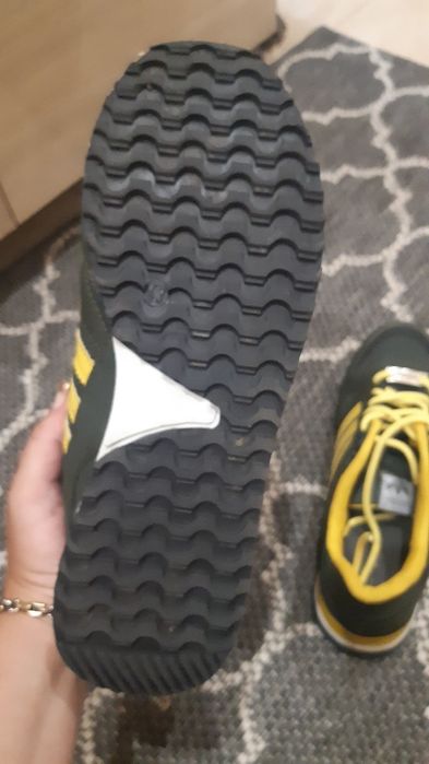 Чисто Нови Адидас ZX750