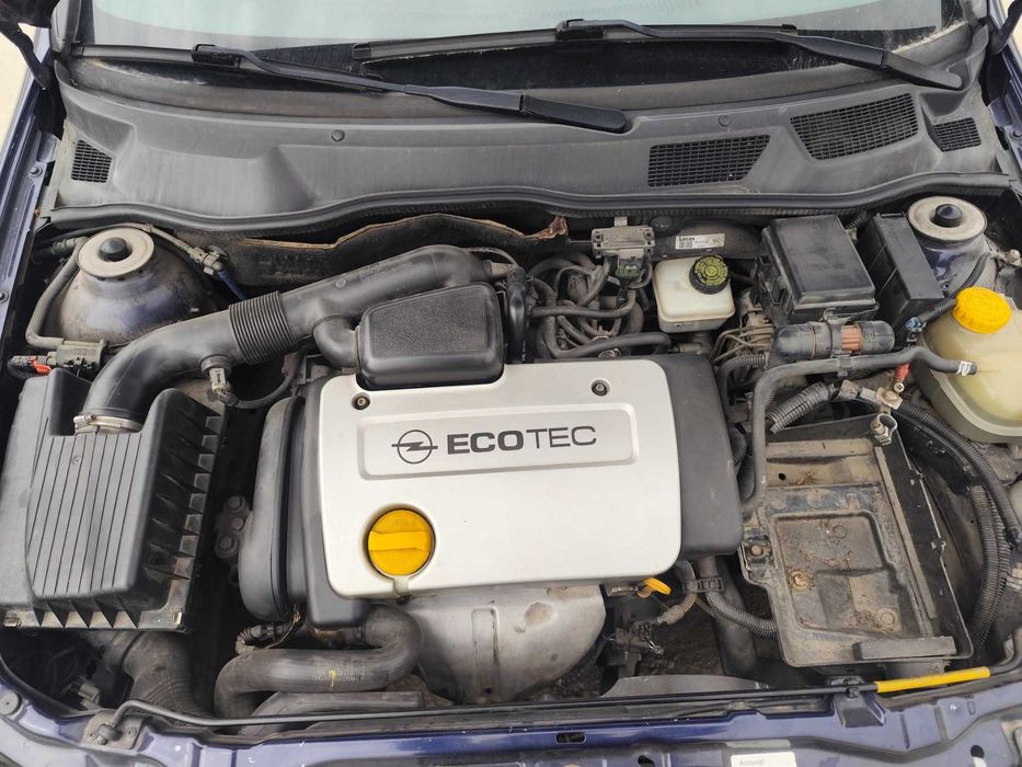 Opel Astra 1.4 - 90к.с - 1999г. на части