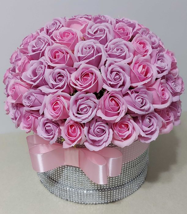 Aranjament 101 TRANDAFIRI + felicitare