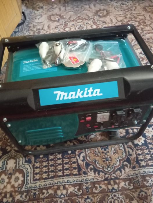 Продается электростанция MAKITA