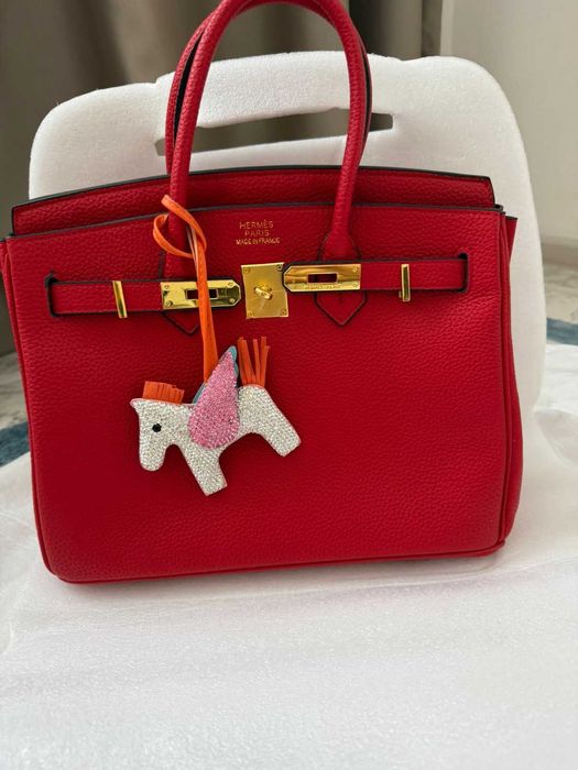 Продам сумки по 12 тыс.  тг