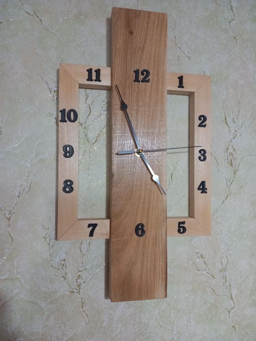 Стенен дървен  Часовник