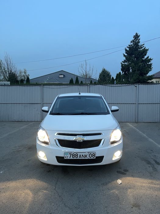 Кобальт в аренду под такси