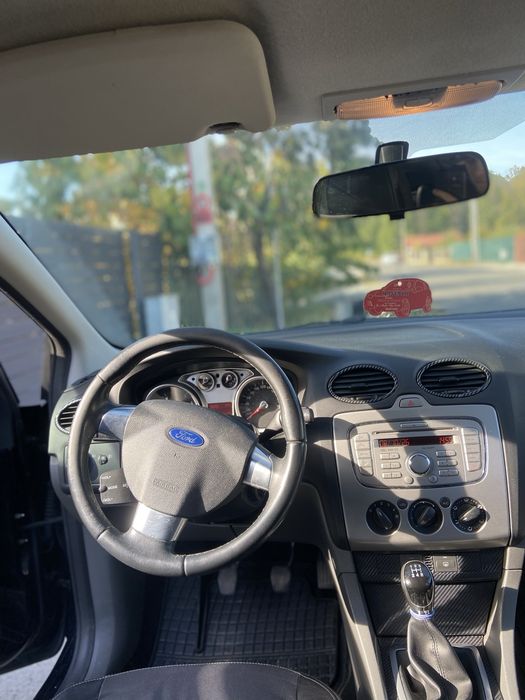 FORD Focus 2010 — imagine 3