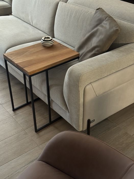 Помощна масичка от масив орех/дъб/бук/чам