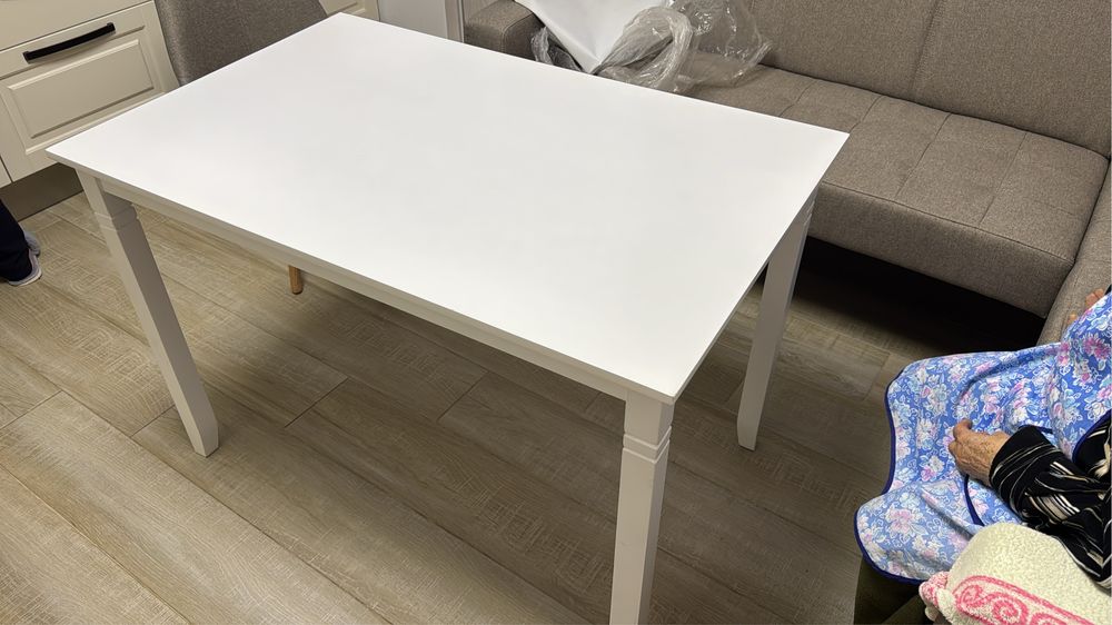 Masa de bucatarie lemn masiv