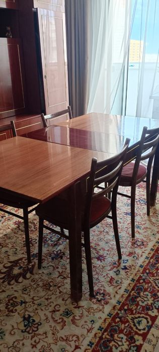 Продам стол, стулья