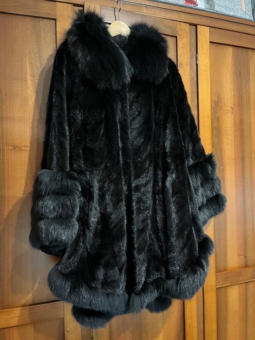 Blană de nurcă nouă