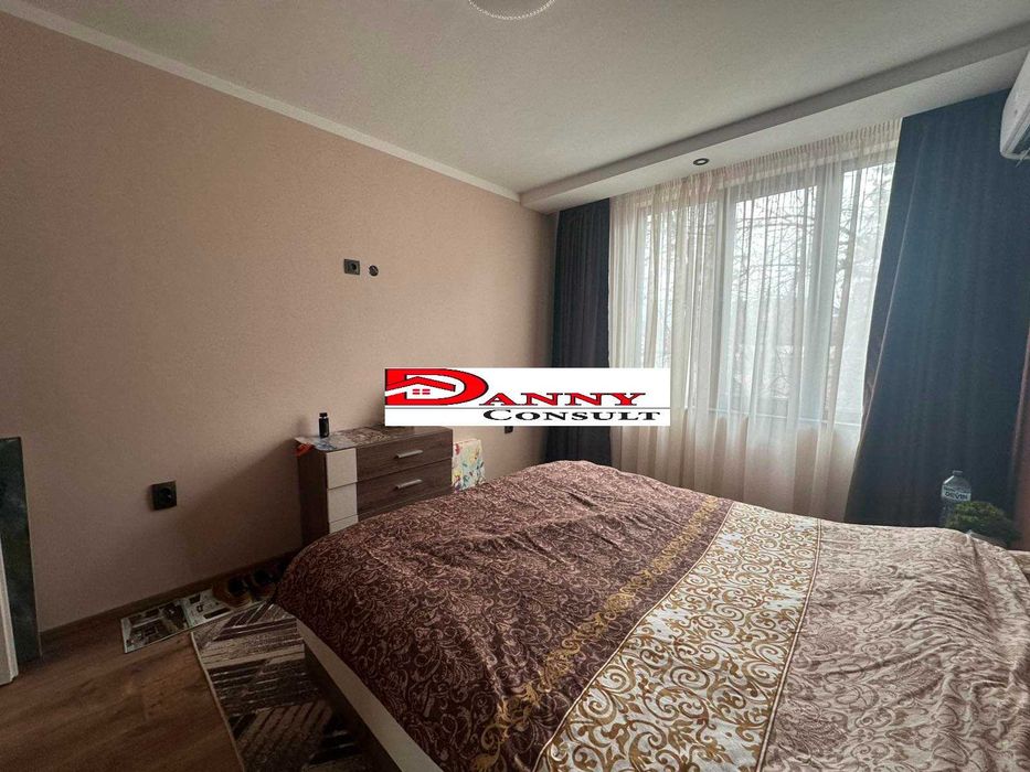 Тристаен апартамент в гр. В. Търново - кв. ”Колю Фичето”