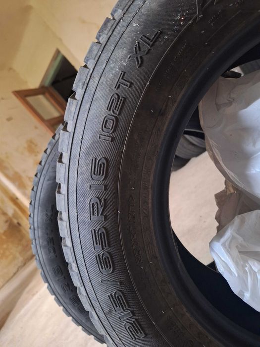 Anvelope de iarna 215/65 R16 4 buc